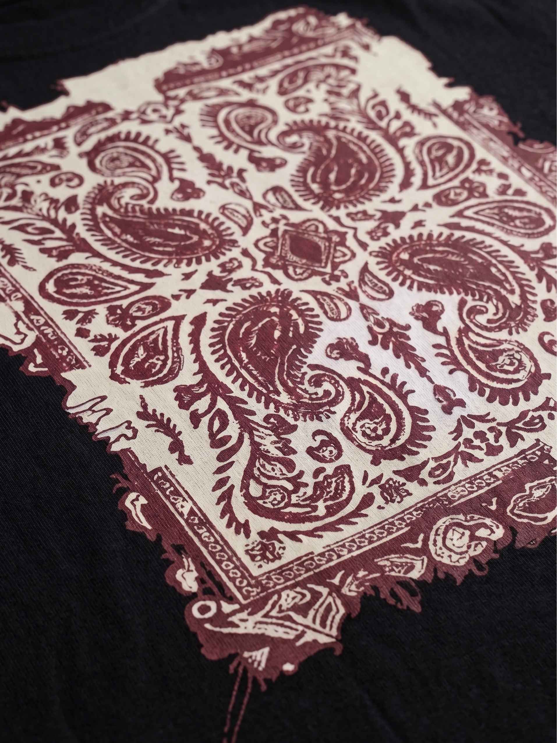 Ruins Tapestry Zero-G Raglan - Black