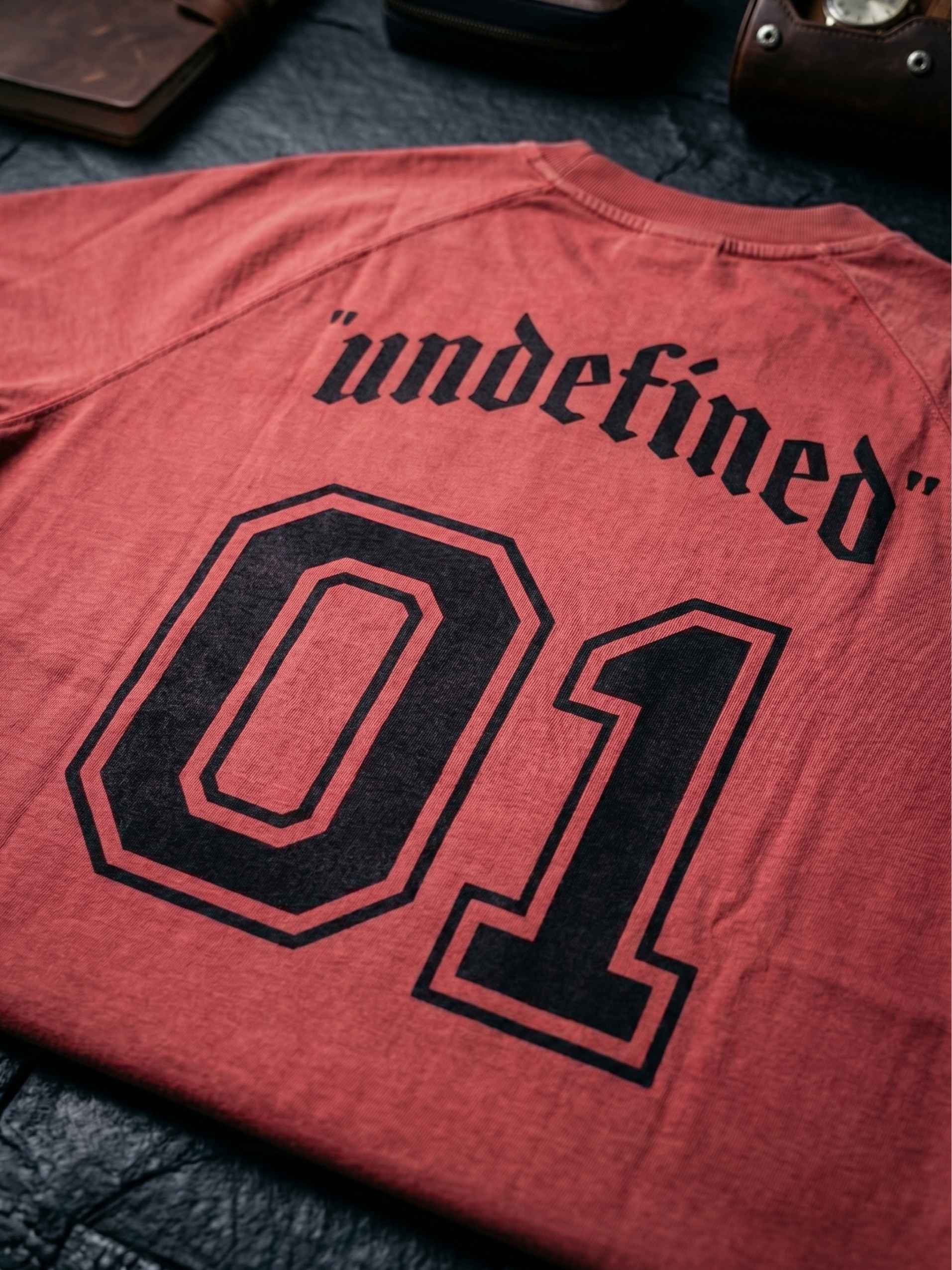 Undefined 01 Zero-G Raglan - Red