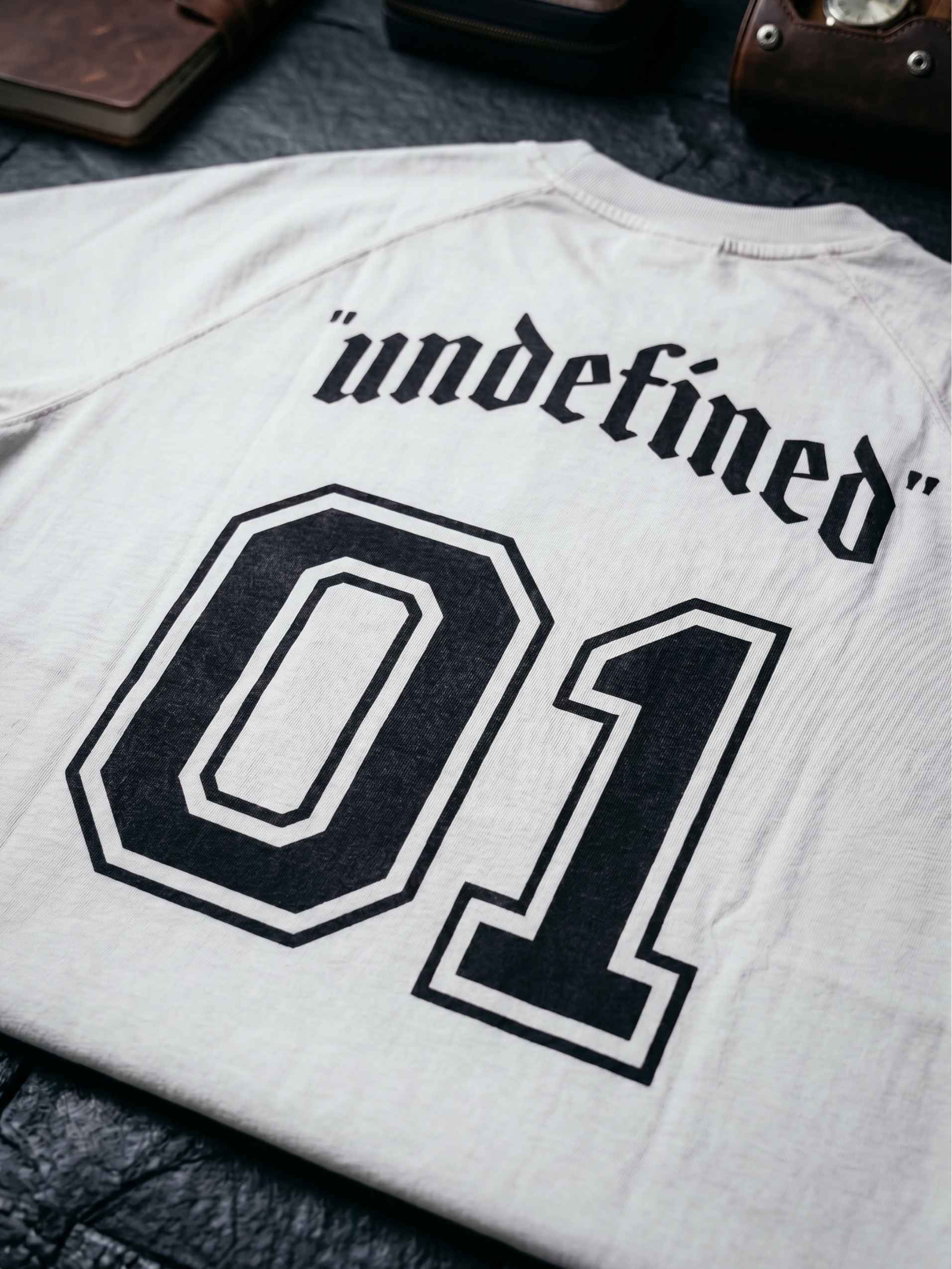 Undefined 01 Zero-G Raglan - White