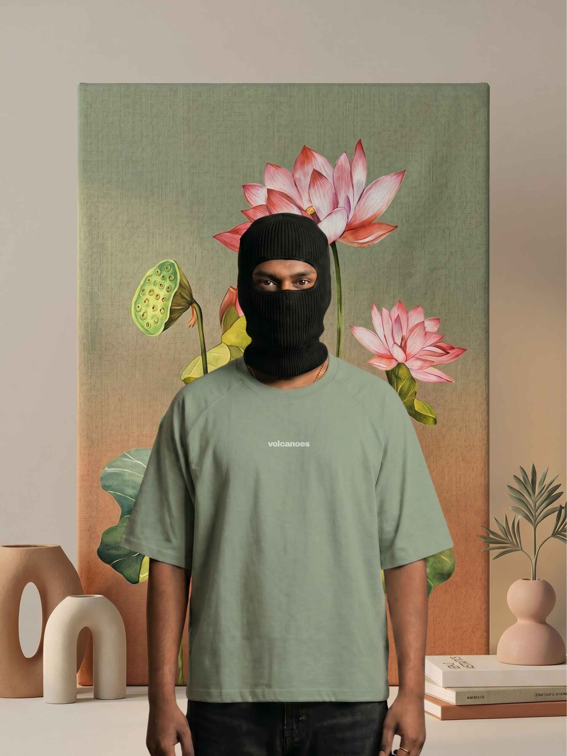 "White lotus"  Zero-G Raglan - Light Green